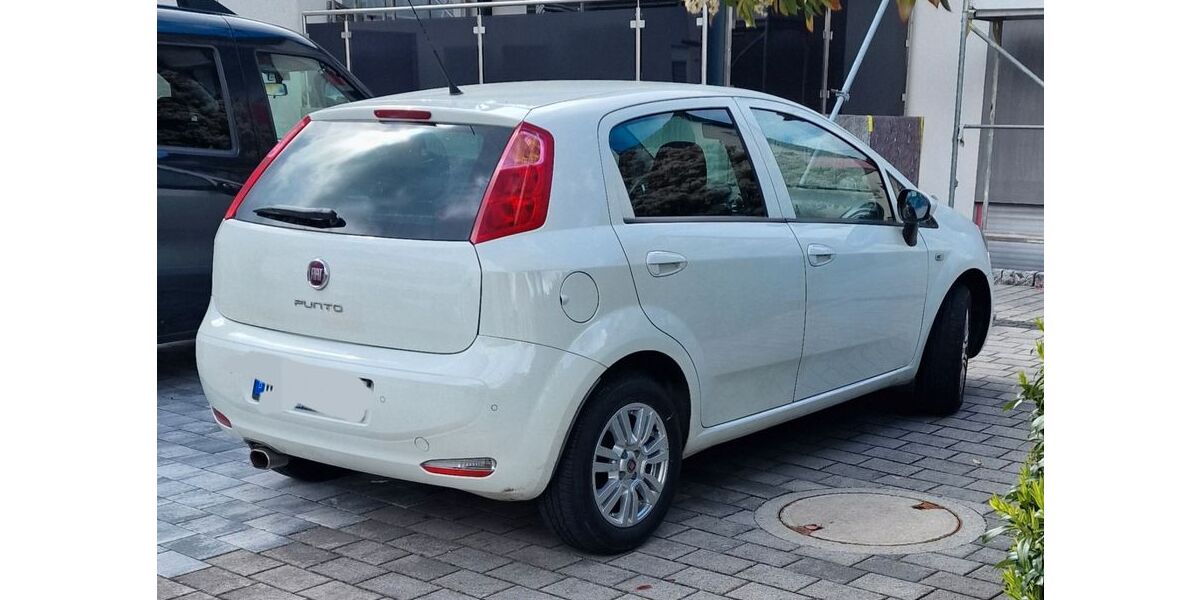 Fiat Punto 26.300 km 7.200 &euro; Murrhardt 71540