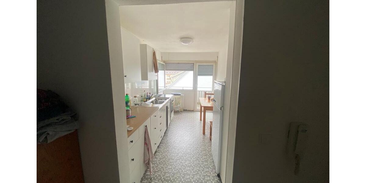 Erdgeschoßwohnung Stuttgart Luginsland - 15 Zimmer, 38 m&sup2;, 400&euro; | Angebot:26464776