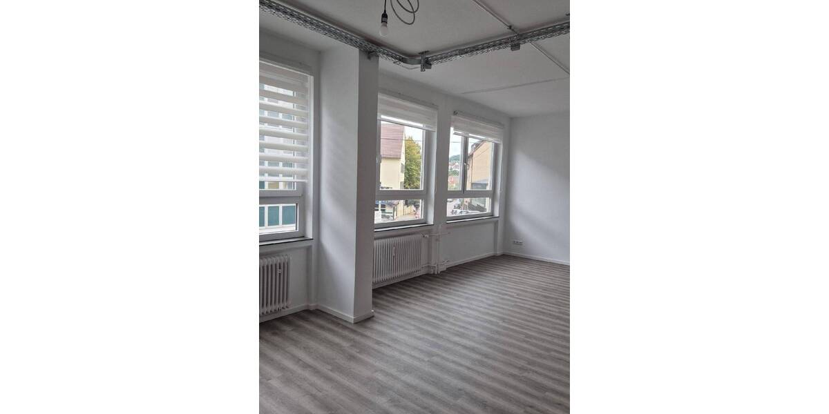 Gewerbeobjekt Stuttgart Ost - 3 Zimmer, 1.800&euro; | Angebot:26472842