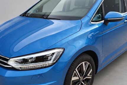 VW Touran 152.521 km 16.999 &euro; Steinenbronn 71144