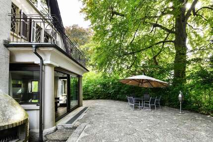 Haus Ludwigsburg - 7 Zimmer, 200 m&sup2;, 1.850.000&euro; | Angebot:26042372