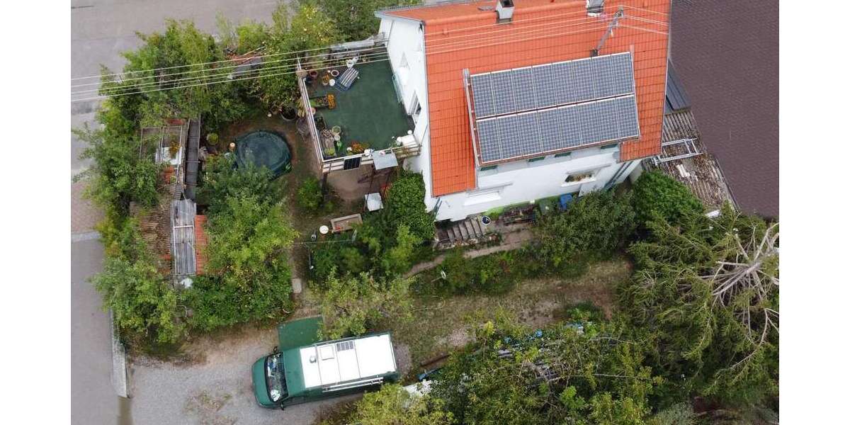 Einfamilienhaus Brackenheim - 8 Zimmer, 136 m&sup2;, 375.000&euro; | Angebot:25941466