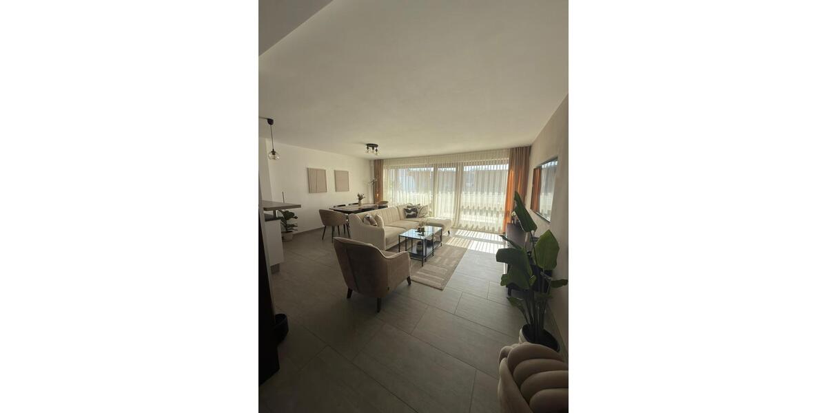 Etagenwohnung Schwieberdingen - 3 Zimmer, 74 m&sup2;, 1.060&euro; | Angebot:25905201