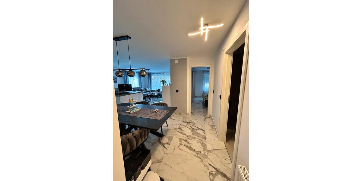 Mehrfamilienhaus, Wohnhaus Leonberg - 3 Zimmer, 73 m&sup2;, 370.000&euro; | Angebot:25216612