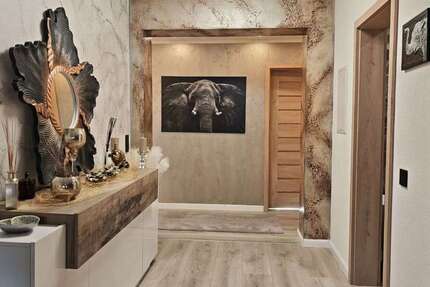 Haus Tiefenbronn - 13.5 Zimmer, 404 m&sup2;, 935.000&euro; | Angebot:25855995