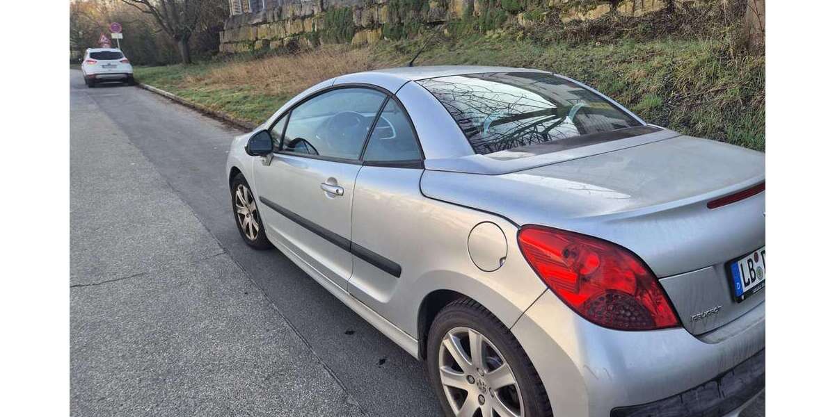 Peugeot 207 120.000 km 3.200 &euro; steinheim 71711