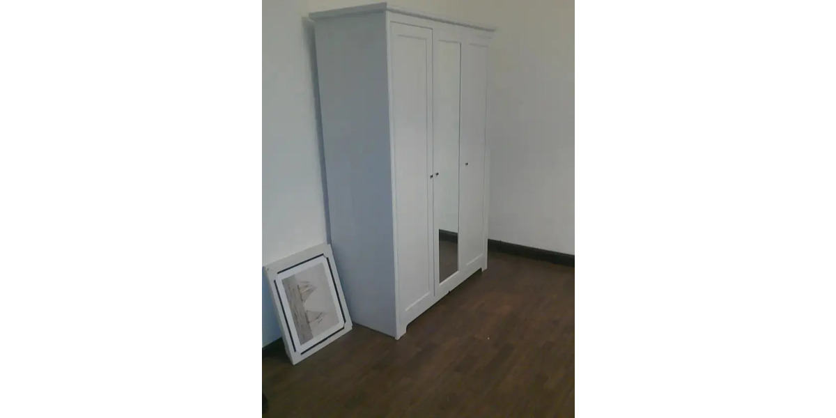 Etagenwohnung Stuttgart Feuerbach - 3 Zimmer, 94 m&sup2;, 1.300&euro; | Angebot:25547186