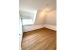 Dachgeschoßwohnung Stuttgart Stuttgart-Süd - 3.5 Zimmer, 64 m&sup2;, 1.060&euro; | Angebot:26331936