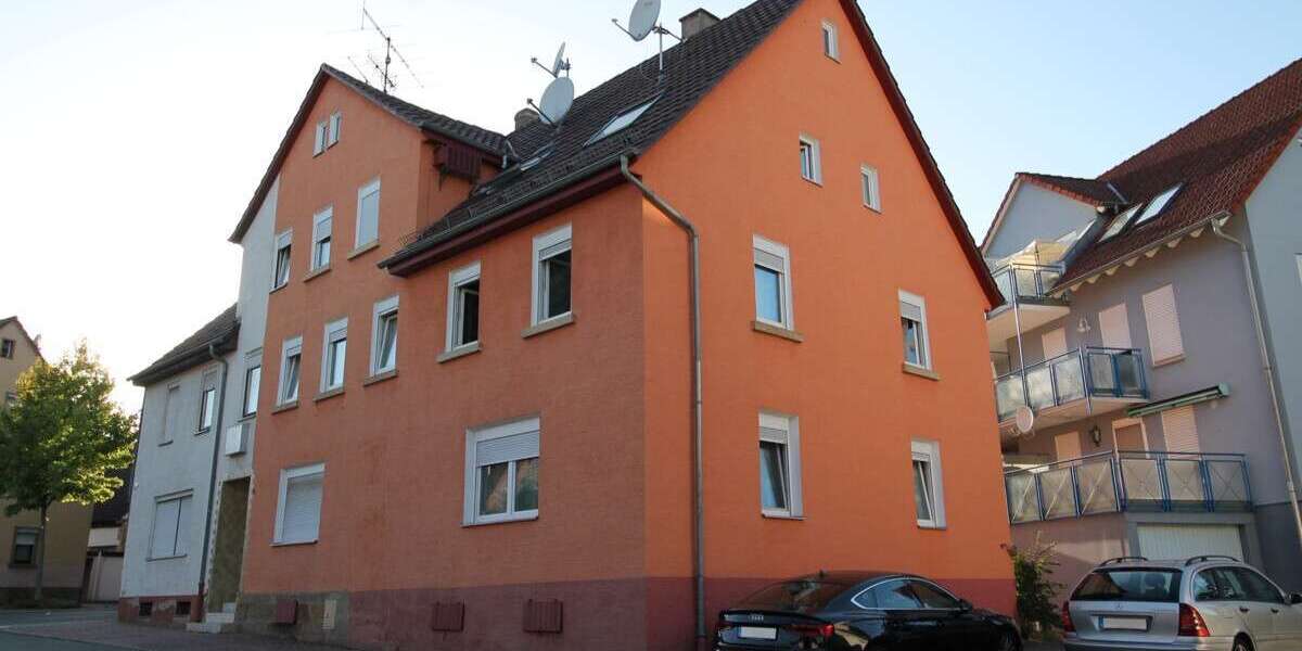 Einfamilienhaus Brackenheim - 9 Zimmer, 216 m&sup2;, 349.500&euro; | Angebot:27512989