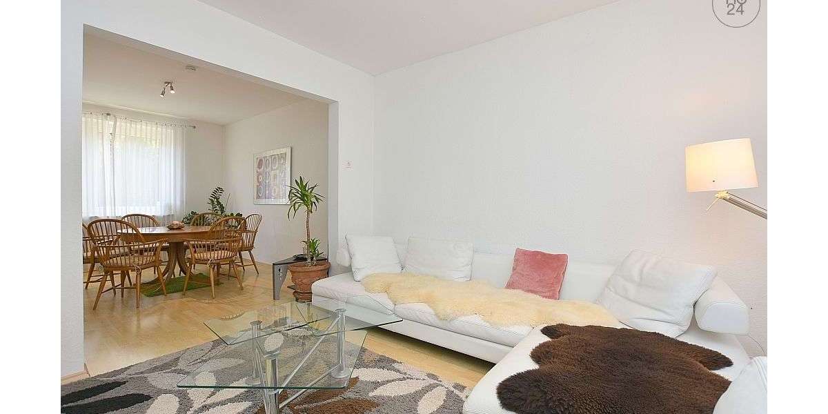 Einfamilienhaus Stuttgart Bad Cannstatt - 7 Zimmer, 160 m&sup2;, 3.190&euro; | Angebot:23996438