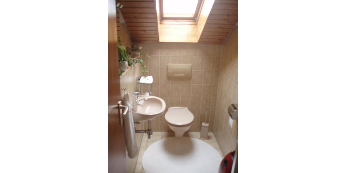 Dachgeschoßwohnung Leonberg - 3 Zimmer, 57 m&sup2;, 750&euro; | Angebot:25964405