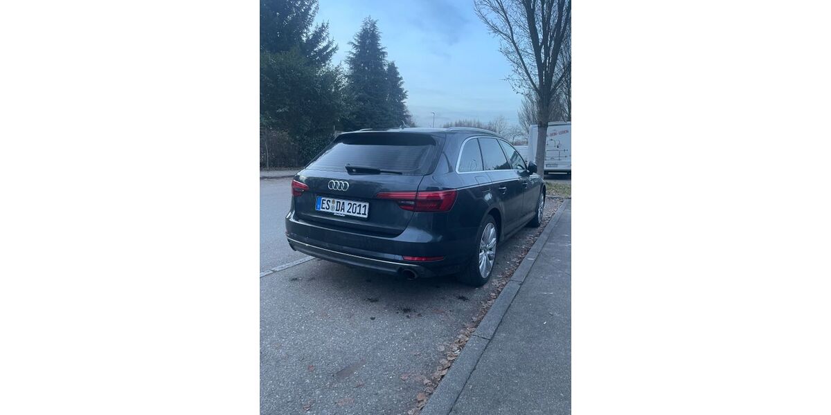 Audi A4 163.000 km 15.000 &euro; Esslingen 73734