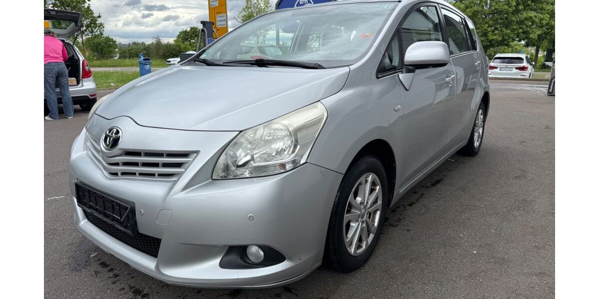 Toyota Verso 206.000 km 4.499 &euro; Filderstadt / bei Stuttgart 70794