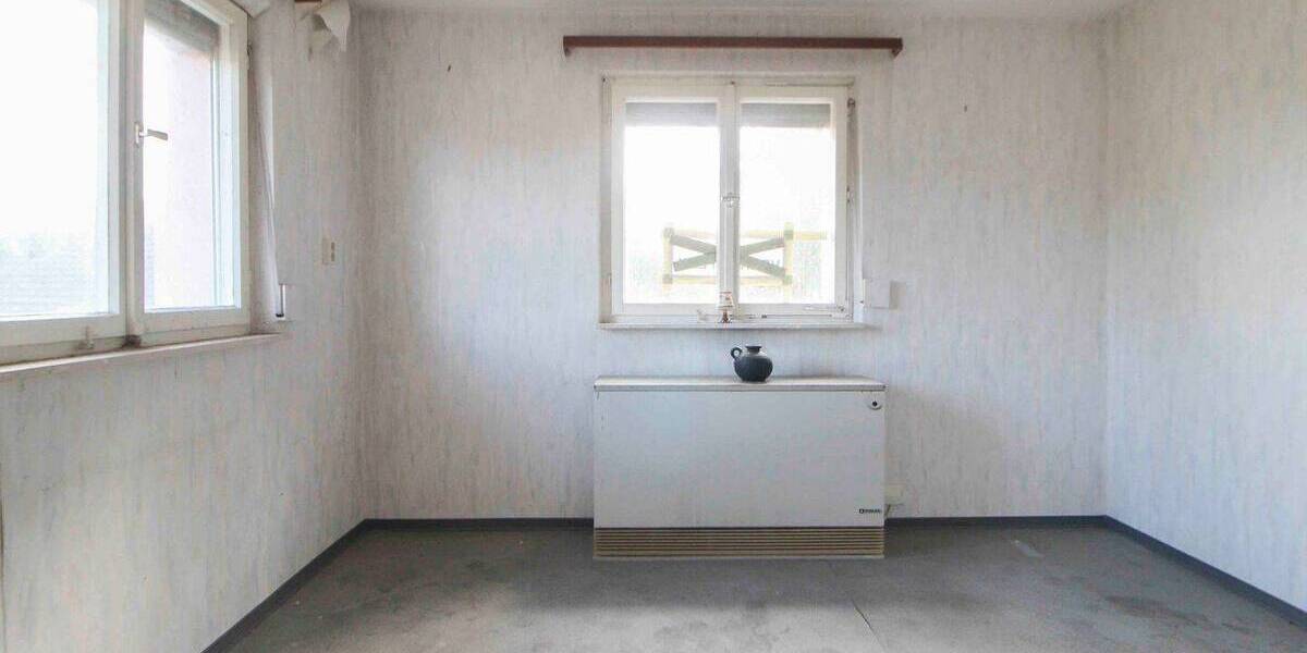 Einfamilienhaus Mühlacker Dürrmenz - 6 Zimmer, 115 m&sup2;, 175.000&euro; | Angebot:25970542