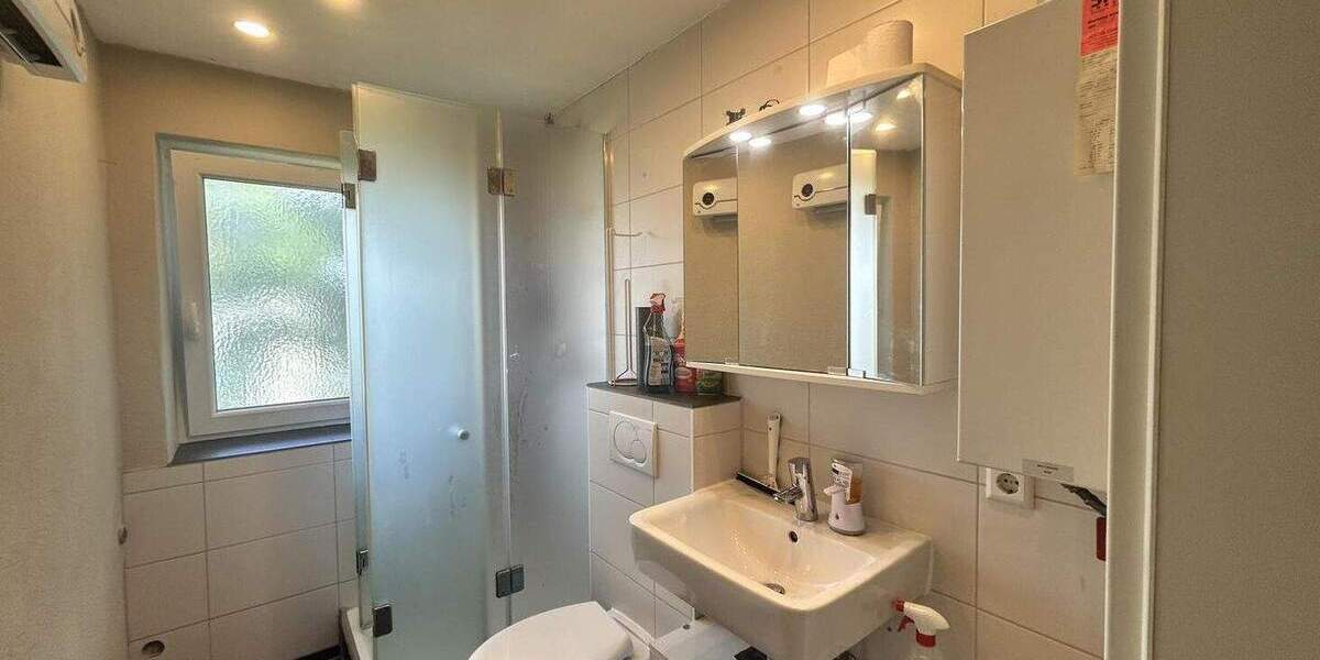 Etagenwohnung Stuttgart Rot - 3 Zimmer, 53 m&sup2;, 160.000&euro; | Angebot:25707769