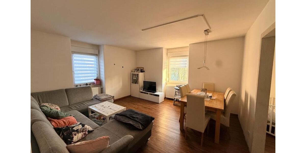 Etagenwohnung Weinsberg - 4 Zimmer, 80 m&sup2;, 235.000&euro; | Angebot:26000154