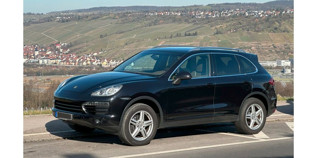 Porsche Cayenne 214.000 km 16.800 &euro; Stuttgart 70378