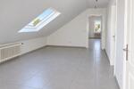 Dachgeschoßwohnung Vaihingen an der Enz - 3 Zimmer, 75 m&sup2;, 800&euro; | Angebot:27570598