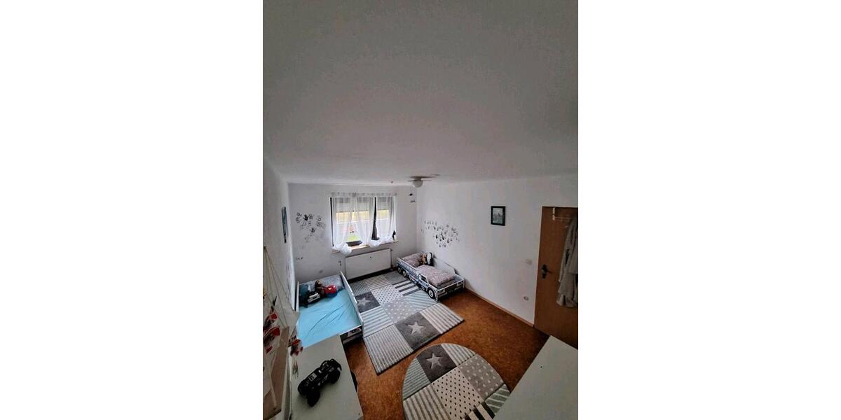 Erdgeschoßwohnung Ditzingen - 3 Zimmer, 79 m&sup2;, 900&euro; | Angebot:26313635