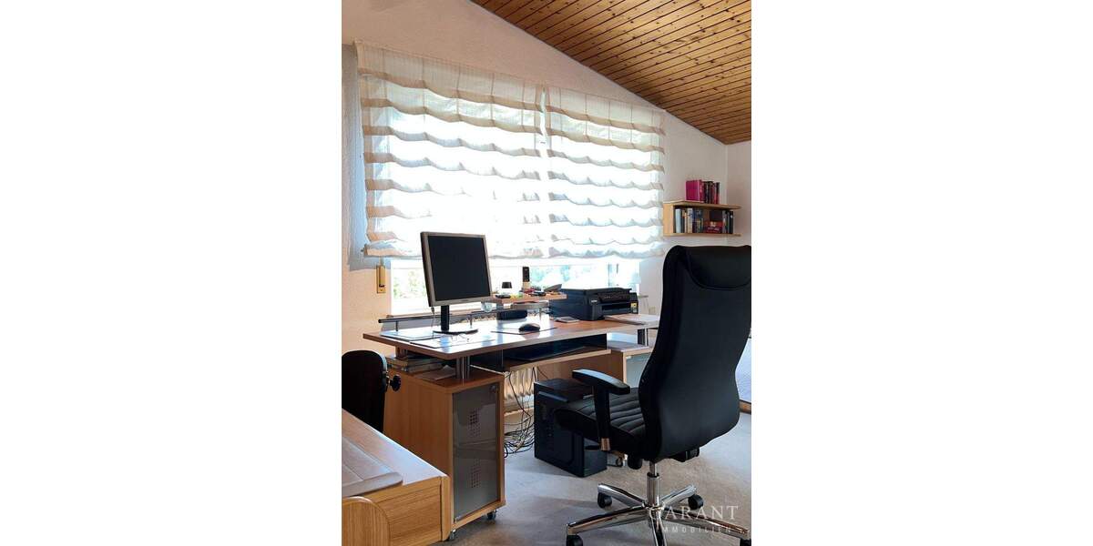 Einfamilienhaus Ostfildern Scharnhausen - 8 Zimmer, 294 m&sup2;, 898.000&euro; | Angebot:25707671