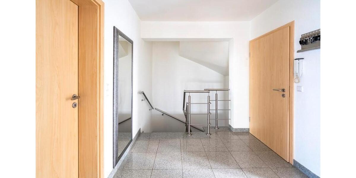 Einfamilienhaus Schwaigern - 6 Zimmer, 180 m&sup2;, 590.000&euro; | Angebot:24534865