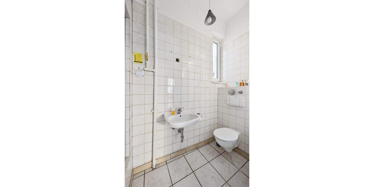 Etagenwohnung Stuttgart / Bad Cannstatt Bad Cannstatt - 4 Zimmer, 112 m&sup2;, 419.000&euro; | Angebot:25704136