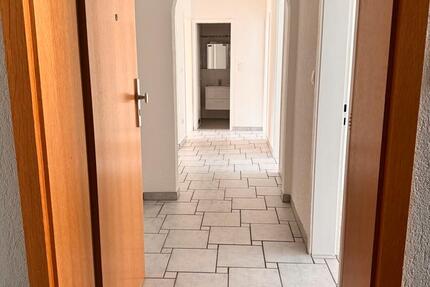 Wohnung Ludwigsburg Hoheneck - 3.5 Zimmer, 84 m&sup2;, 1.590&euro; | Angebot:26393597