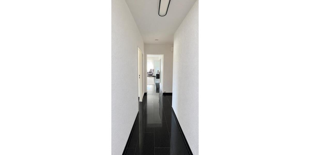 Etagenwohnung Esslingen am Neckar Brühl - 4 Zimmer, 101 m&sup2;, 489.000&euro; | Angebot:27569672