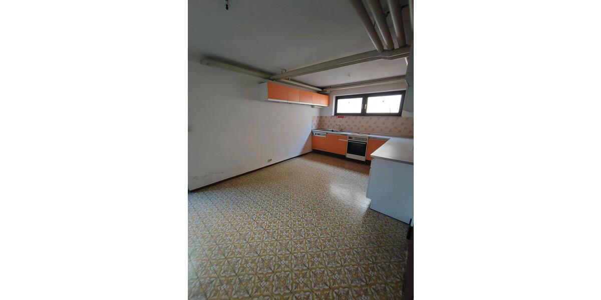 Doppelhaushälfte Leonberg - 6 Zimmer, 146 m&sup2;, 550.000&euro; | Angebot:25893974