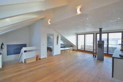 Haus Großbottwar - 10.5 Zimmer, 343 m&sup2;, 1.190.000&euro; | Angebot:24684190