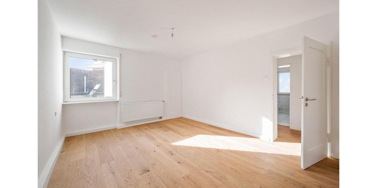 Dachgeschoßwohnung Heilbronn - 4 Zimmer, 89 m&sup2;, 1.160&euro; | Angebot:25883442