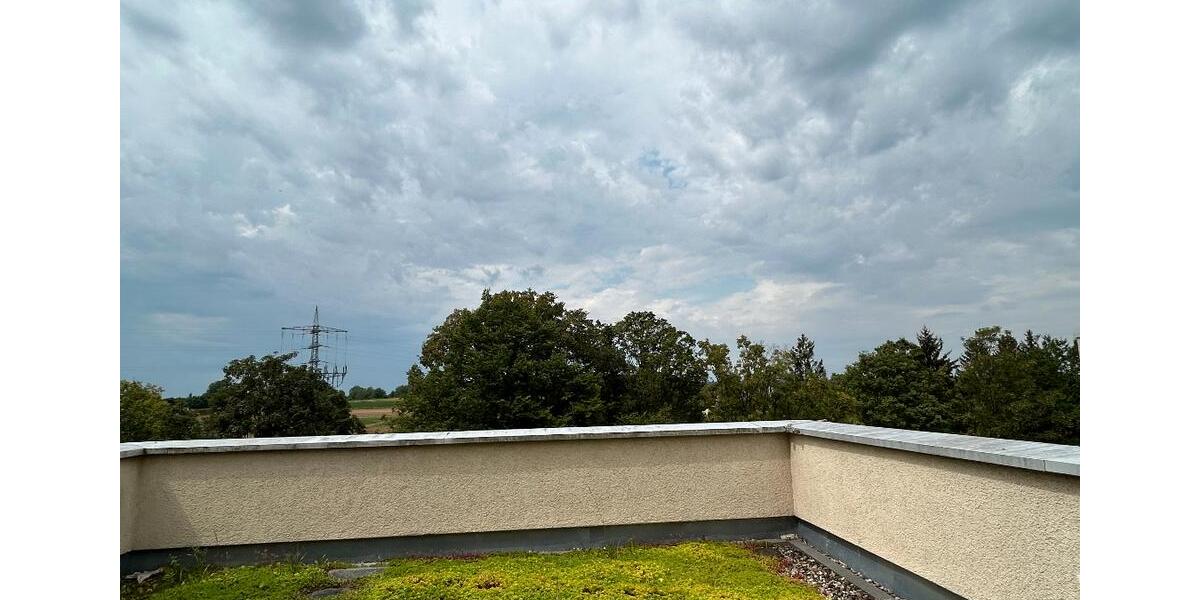 Dachgeschoßwohnung Esslingen am Neckar Pliensauvorstadt - 2 Zimmer, 74 m&sup2;, 831&euro; | Angebot:26372730