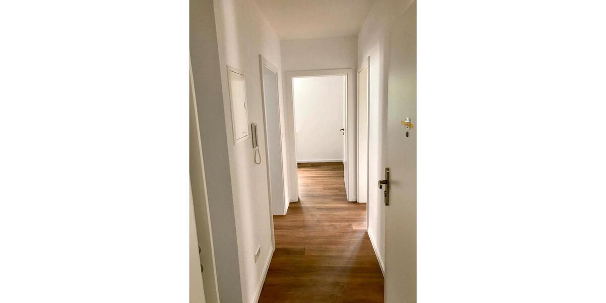 Etagenwohnung Stuttgart Mühlhausen - 3 Zimmer, 62 m&sup2;, 2.500&euro; | Angebot:25995955