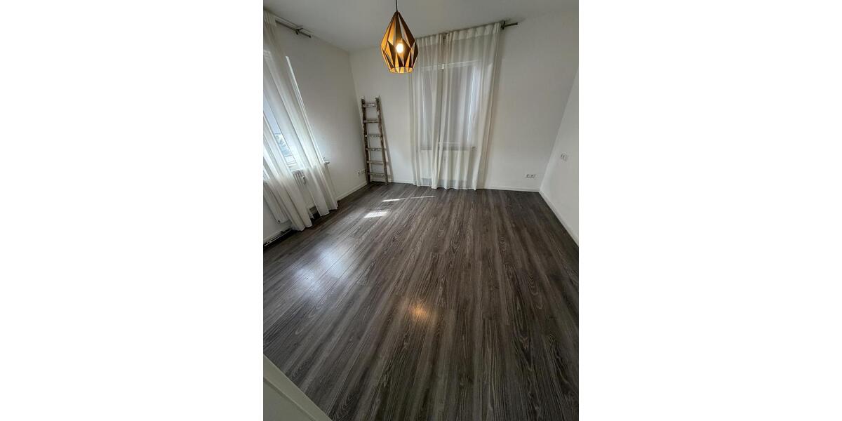 Etagenwohnung Esslingen am Neckar Hegensberg - 2 Zimmer, 45 m&sup2;, 750&euro; | Angebot:25936125