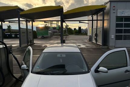 VW Golf 183.000 km 1.100 &euro; Backnang 71522