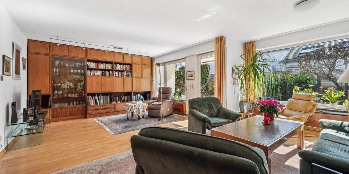 Mehrfamilienhaus, Wohnhaus Stuttgart Weilimdorf - 9 Zimmer, 210 m&sup2;, 889.000&euro; | Angebot:25746148