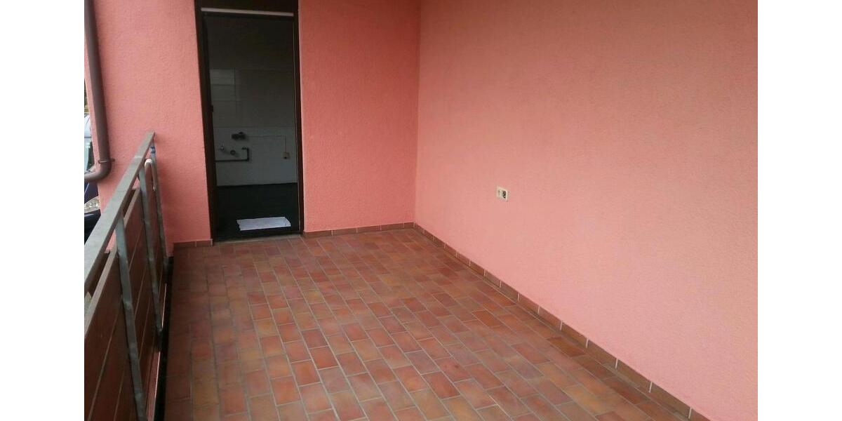 Erdgeschoßwohnung Schorndorf - 3 Zimmer, 85 m&sup2;, 1.180&euro; | Angebot:27576125