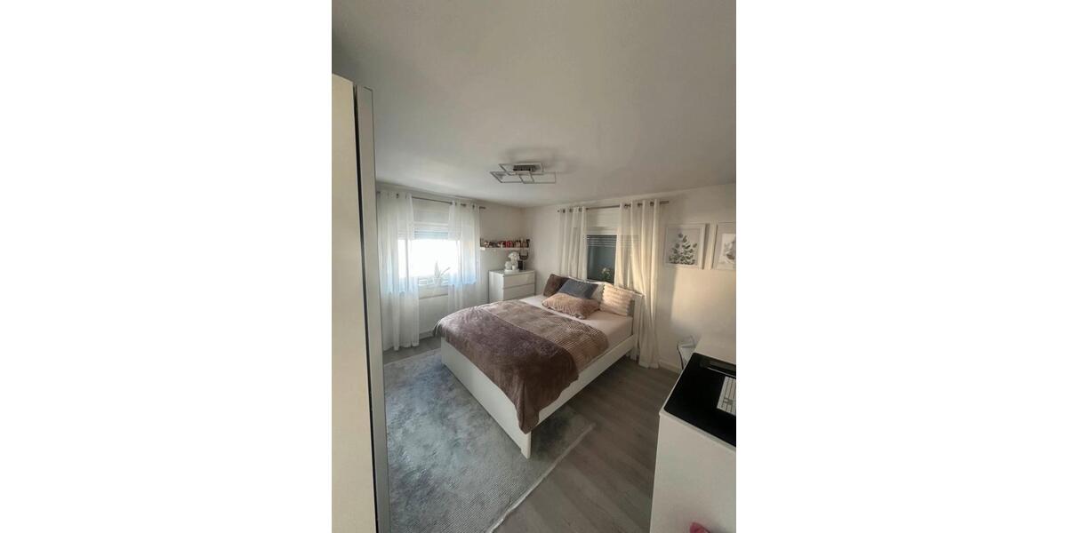 Etagenwohnung Ludwigsburg Hoheneck - 4 Zimmer, 83 m&sup2;, 299.000&euro; | Angebot:26621650