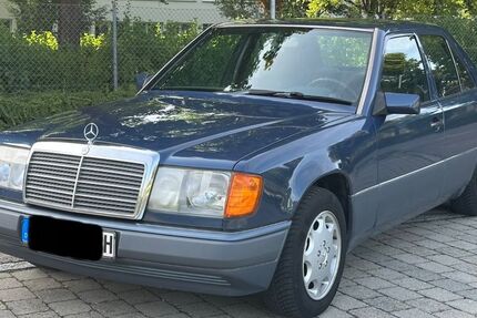 Mercedes-Benz E 250 181.019 km 12.400 &euro; Stuttgart 70188