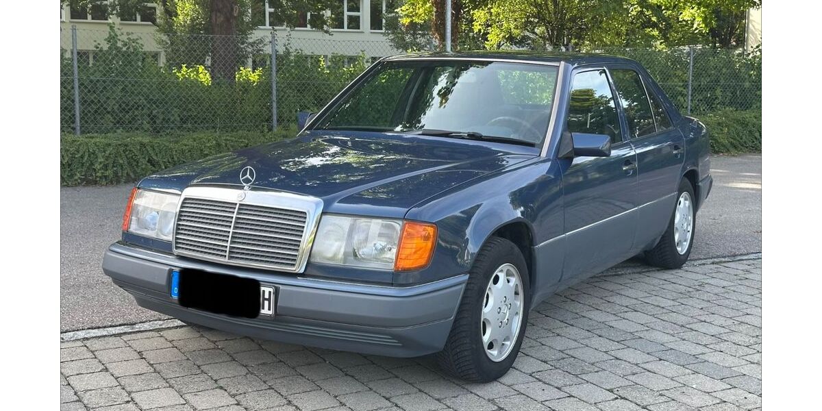 Mercedes-Benz E 250 181.019 km 12.400 &euro; Stuttgart 70188