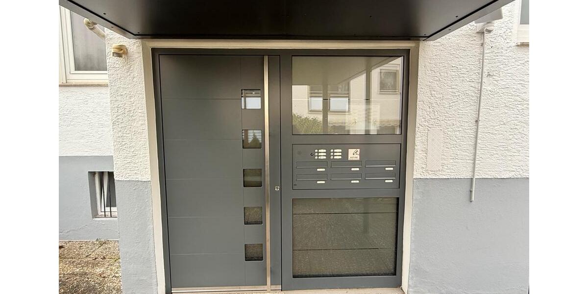 Terrassenwohnung Esslingen am Neckar Pliensauvorstadt - 1 Zimmer, 35 m&sup2;, 700&euro; | Angebot:26431346