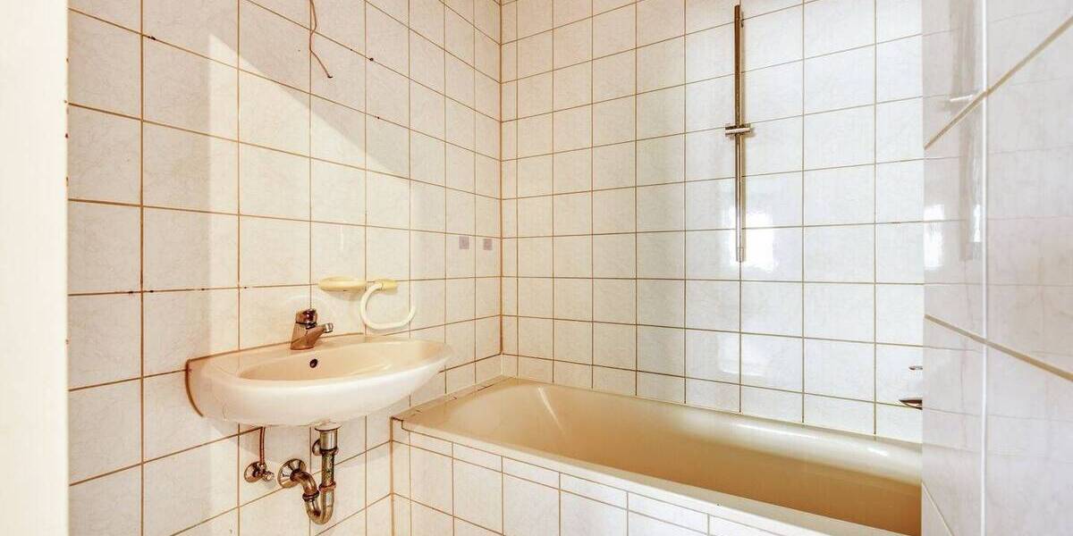 Etagenwohnung Stuttgart Mönchfeld - 3 Zimmer, 71 m&sup2;, 230.000&euro; | Angebot:25670994