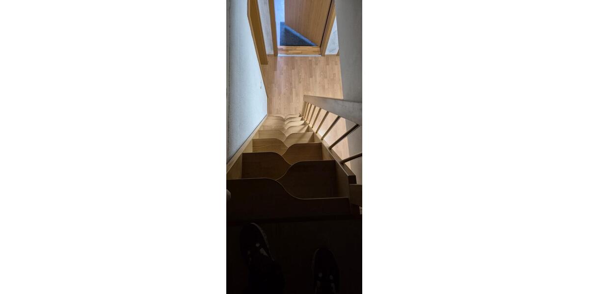 Etagenwohnung Stuttgart Stuttgart-Süd - 5 Zimmer, 114 m&sup2;, 1.500&euro; | Angebot:27580436