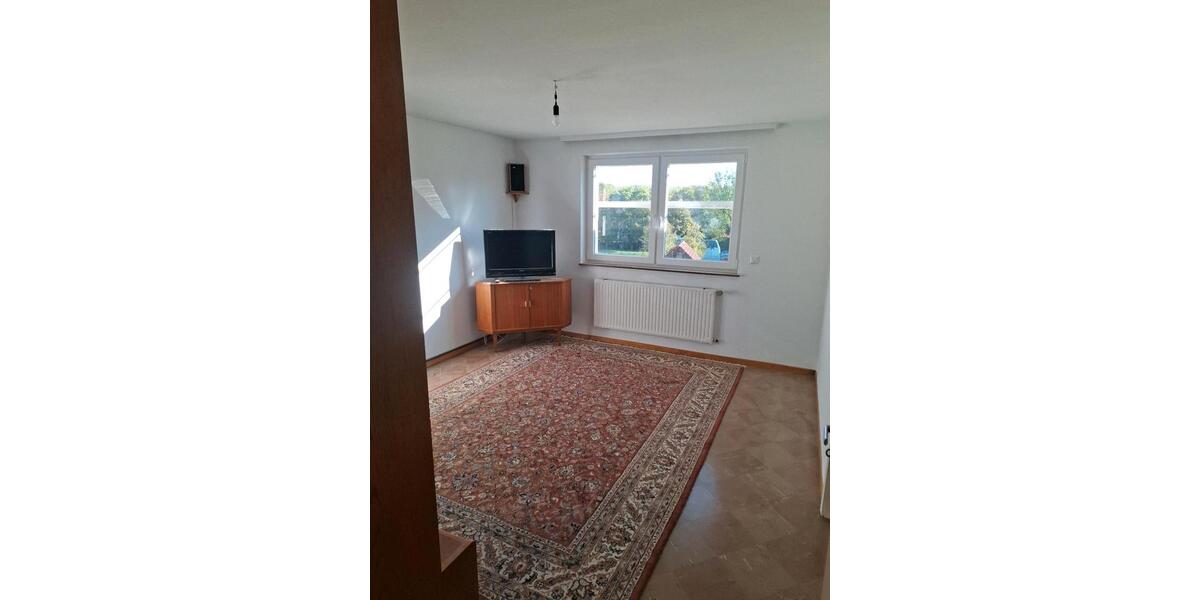 Etagenwohnung Weissach im Tal - 2.5 Zimmer, 66 m&sup2;, 800&euro; | Angebot:27574530