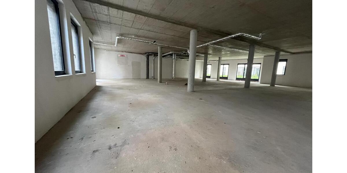 Gewerbeobjekt Leonberg - 3.494&euro; | Angebot:23218714