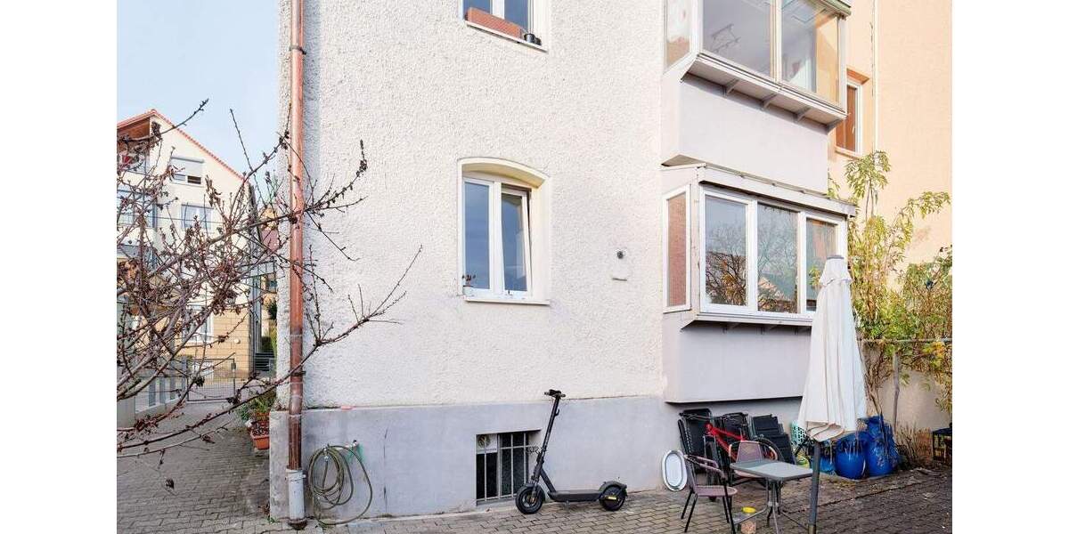 Etagenwohnung Stuttgart Degerloch - 3 Zimmer, 65 m&sup2;, 290.000&euro; | Angebot:25696182