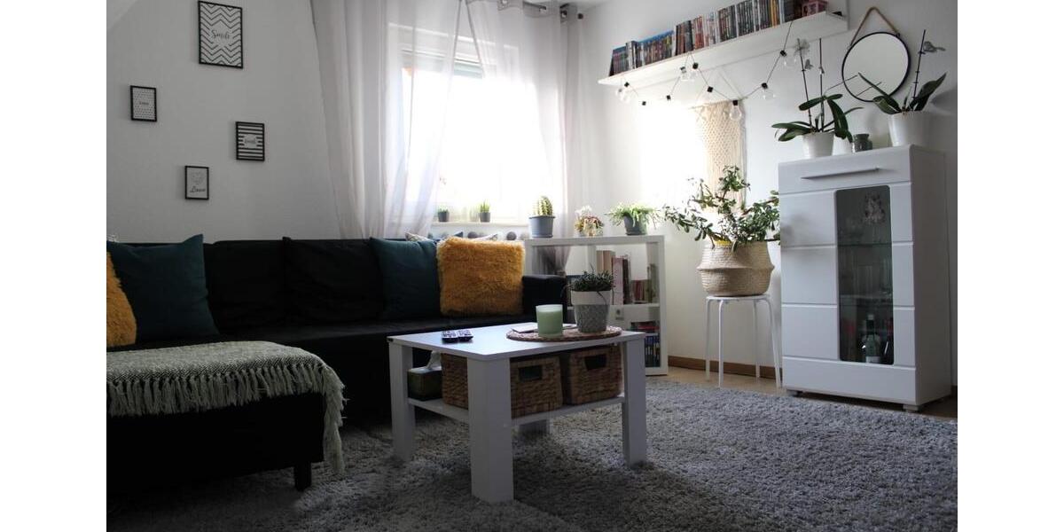 Dachgeschoßwohnung Köngen - 3 Zimmer, 75 m&sup2;, 820&euro; | Angebot:24783873