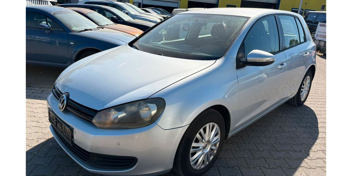 VW Golf 278.000 km 2.590 &euro; Ludwigsburg 71642