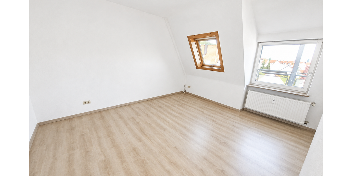 Etagenwohnung Stuttgart Luginsland - 4 Zimmer, 89 m&sup2;, 1.140&euro; | Angebot:27214456