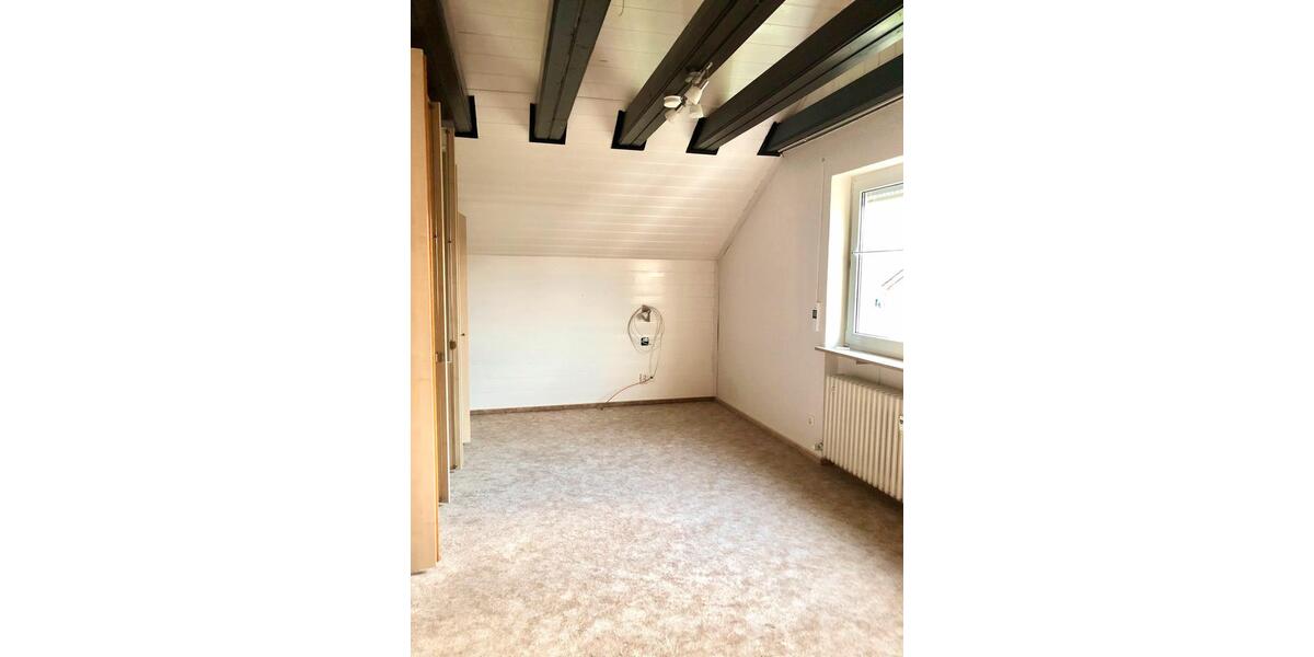 Dachgeschoßwohnung Steinheim an der Murr - 2.5 Zimmer, 55 m&sup2;, 195.000&euro; | Angebot:25393717